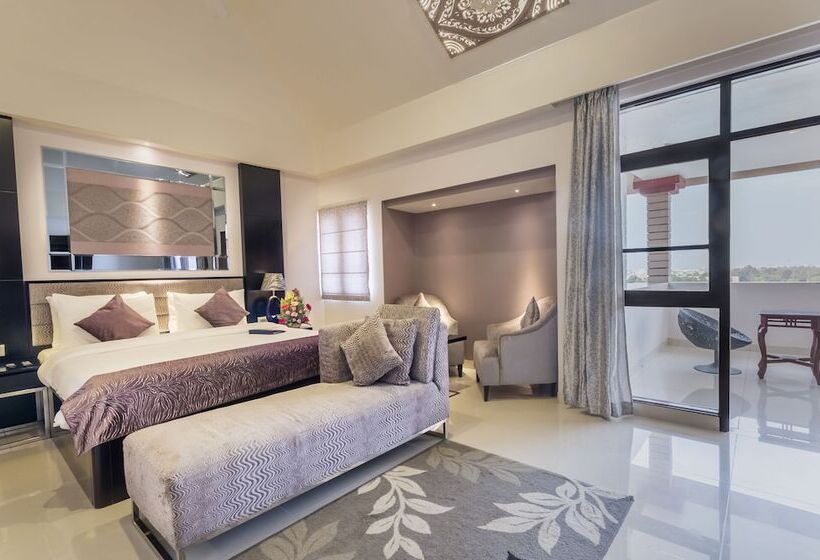اتاق لوکس, Regenta Resort Bhuj, By Royal Orchid Limited