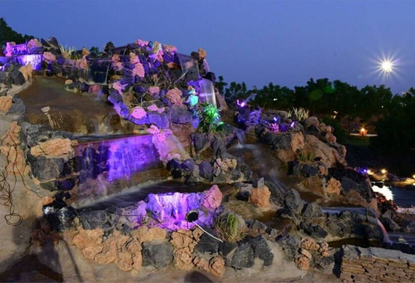 اتاق اجرایی, Regenta Resort Bhuj, By Royal Orchid Limited