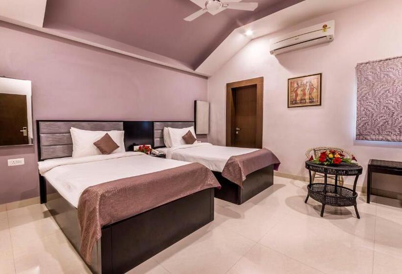 اتاق اجرایی, Regenta Resort Bhuj, By Royal Orchid Limited