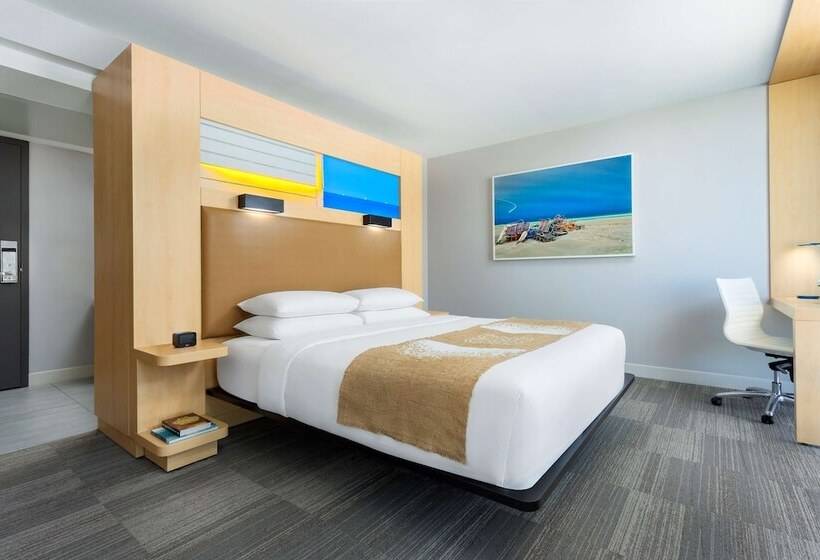 اتاق استاندارد با تخت بزرگ, The Gates Hotel South Beach