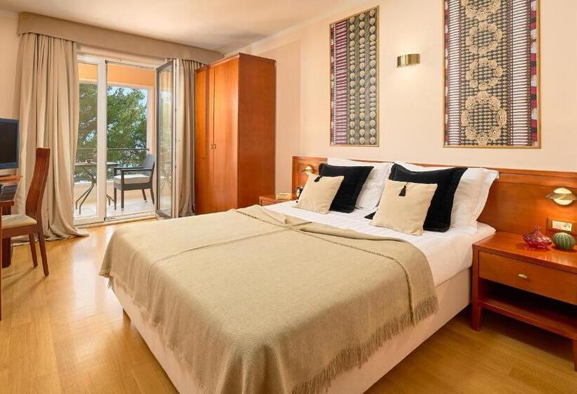 اتاق استاندارد با بالکن و چشم‌انداز دریا, Villa Andrea