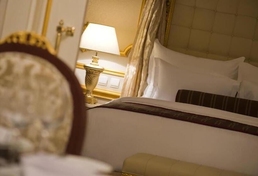 Quarto Superior Cama King, Warwick Doha