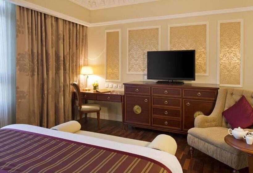 Quarto Executivo, Warwick Doha