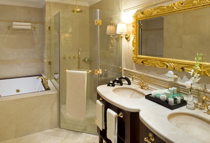 Suíte Real, Warwick Doha