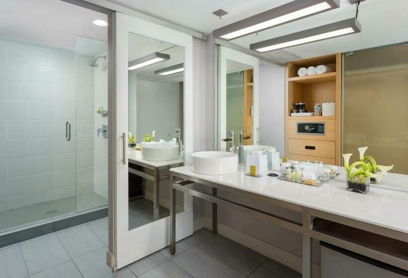 Люкс Кровать Кинг, The Gates Hotel South Beach