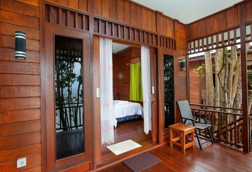 Номер Стандарт с Балконом, Maratua Dive Center And Lodge