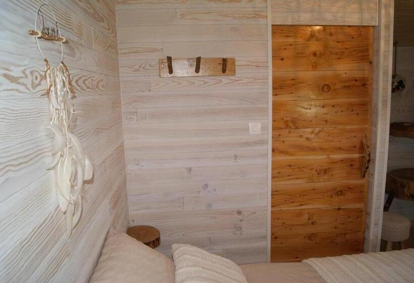 Номер Стандарт с Балконом, Les Cabanes De Gros Bois