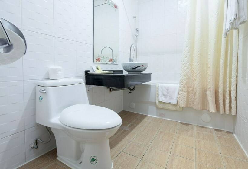 اتاق کلاس بیزنس, Cambridge Confucius Inn