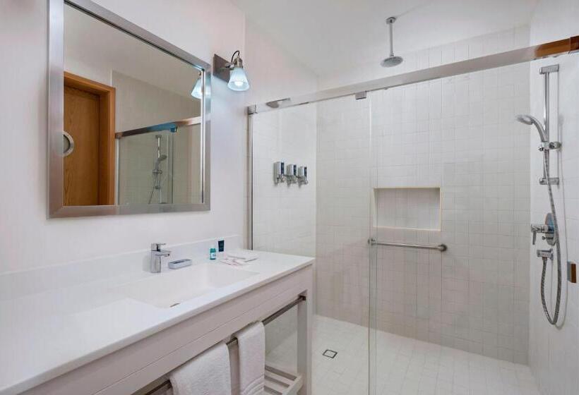 琮城市景观的豪华间, Four Points By Sheraton Cancun Centro