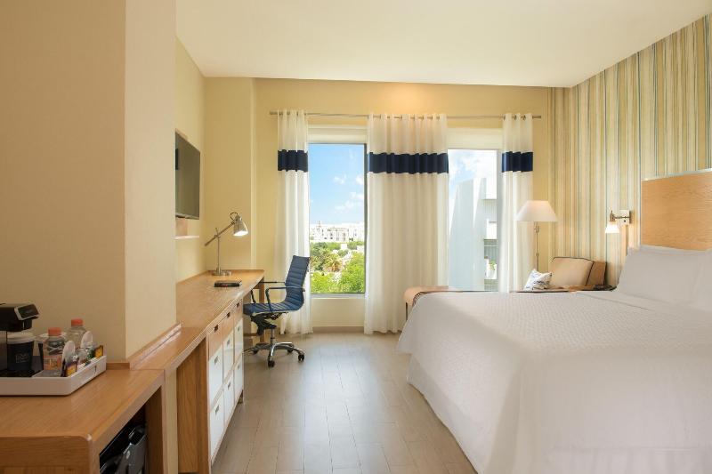 琮城市景观的豪华间, Four Points By Sheraton Cancun Centro