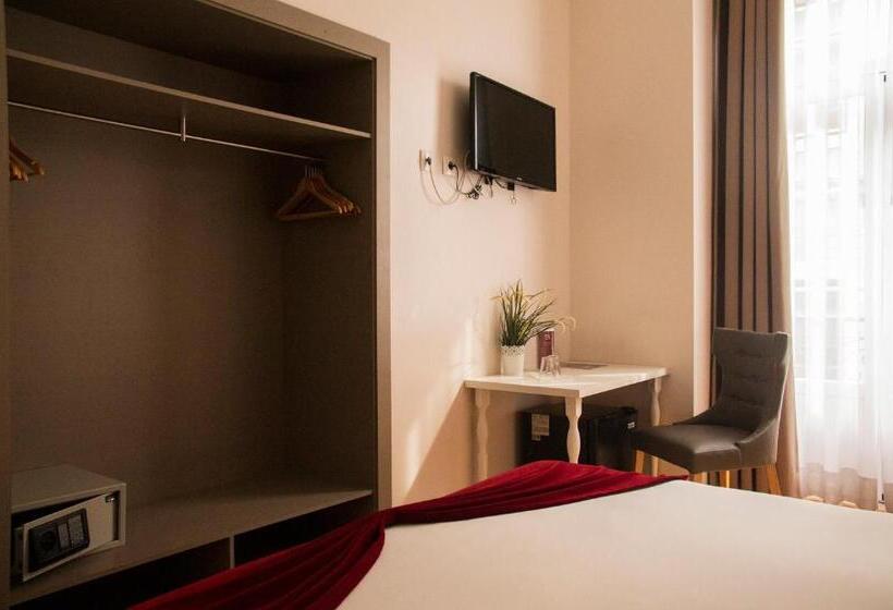 Номер Стандарт, Lisbon Arsenal Suites
