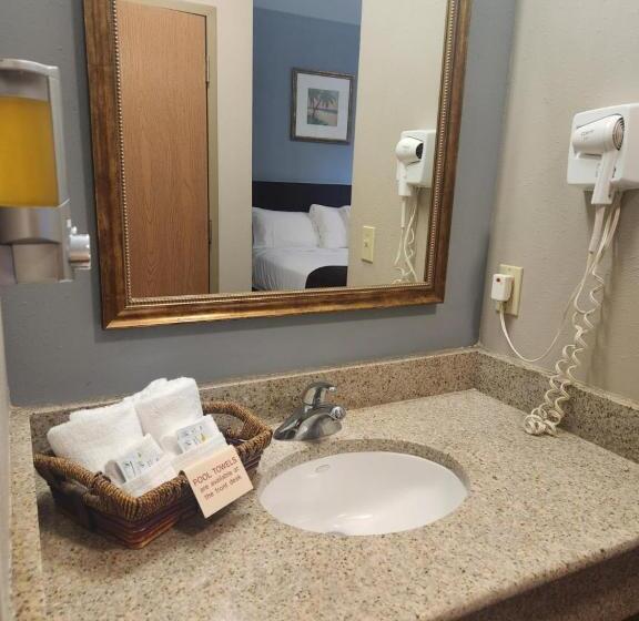 스탠다드 룸, Put In Bay Resort & Conference Center