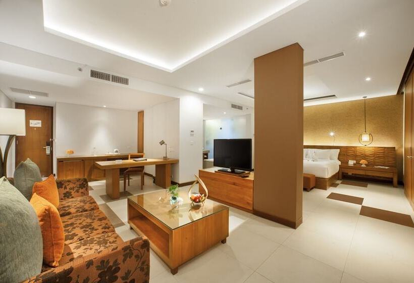 Люкс, Sun Island Hotel & Spa Legian