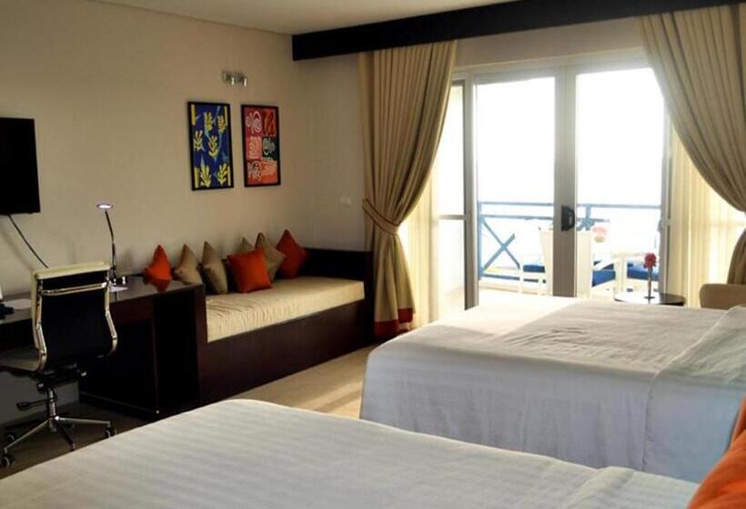 اتاق لوکس, Thunderbird Resorts  Poro Point