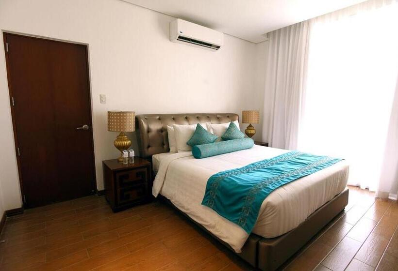 ویلای 3 خوابه, Thunderbird Resorts  Poro Point