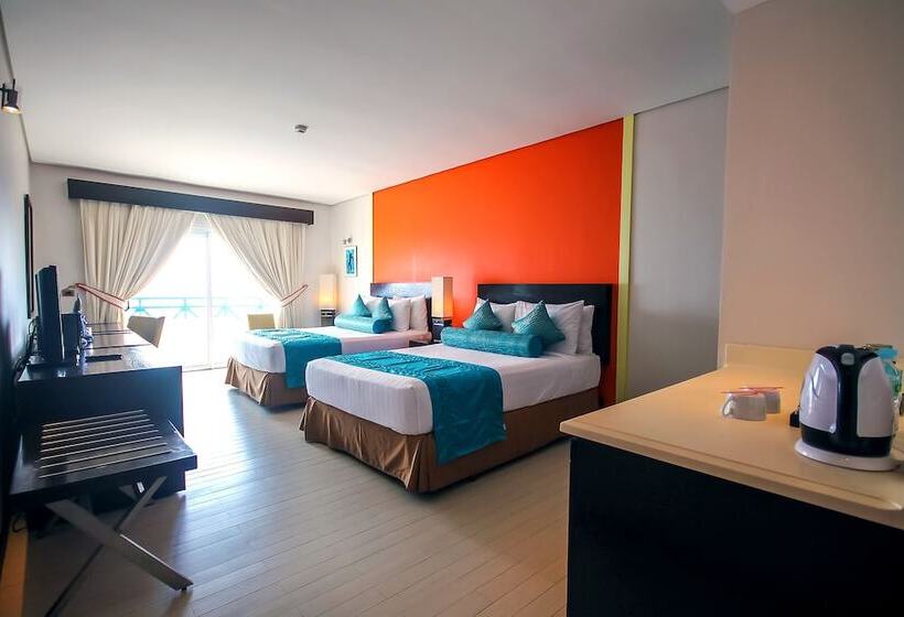 اتاق لوکس, Thunderbird Resorts  Poro Point