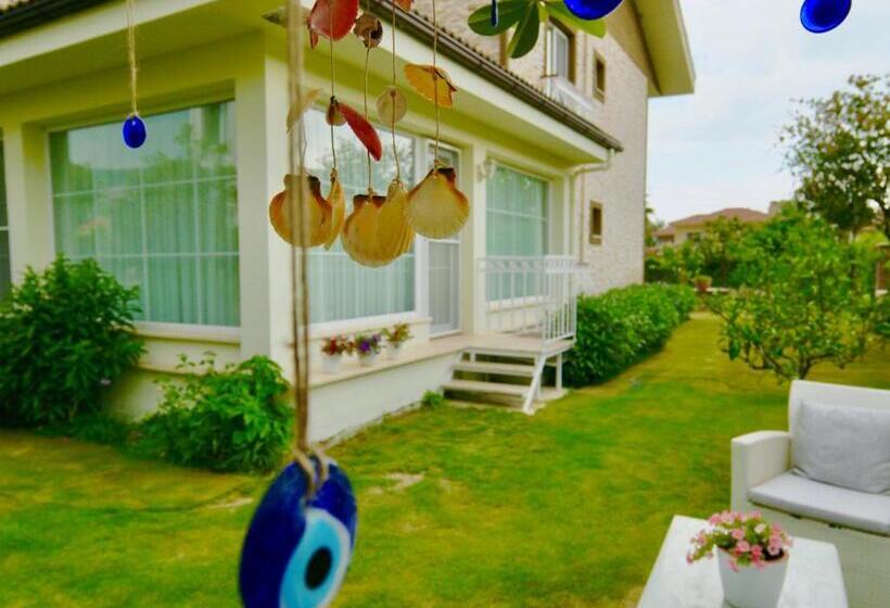 이그제큐티브 스위트 정원 전망, Göcek Naz