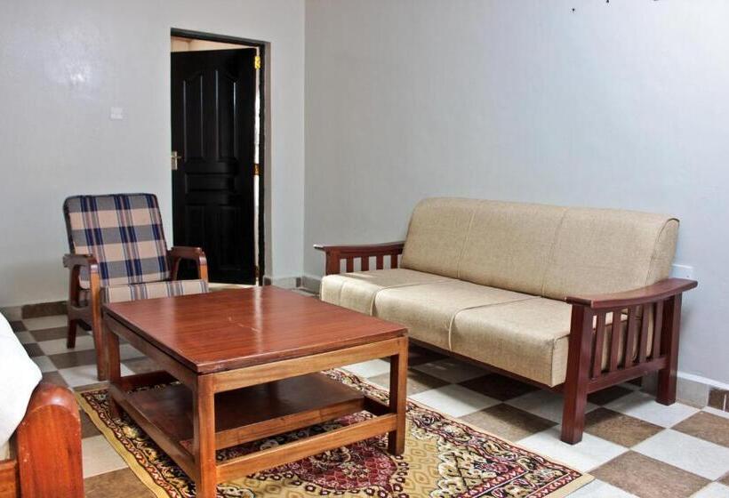 اتاق اجرایی سه نفره, Sweet Lake Resort