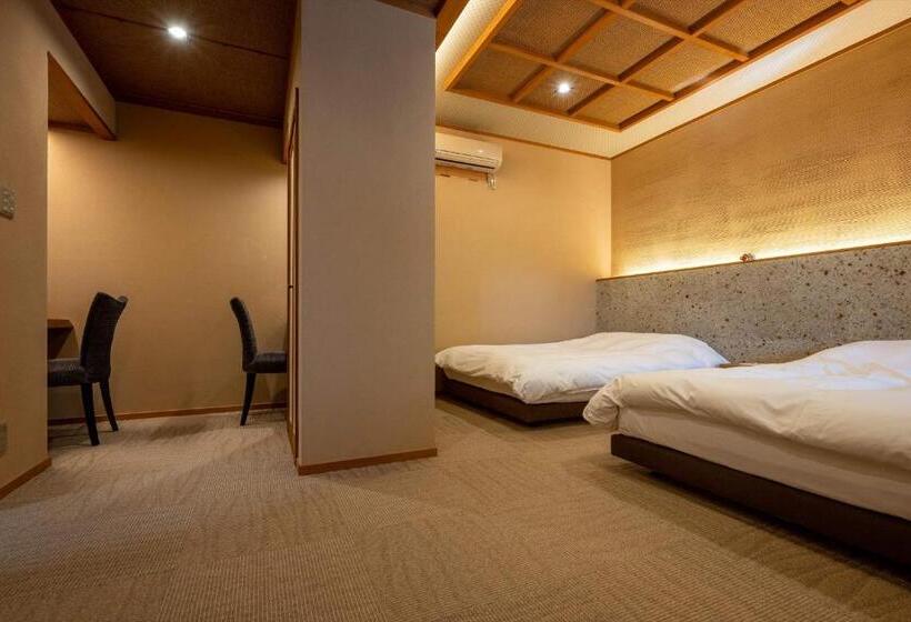 Четырехместный Номер Стандарт, Jinya Ryokan