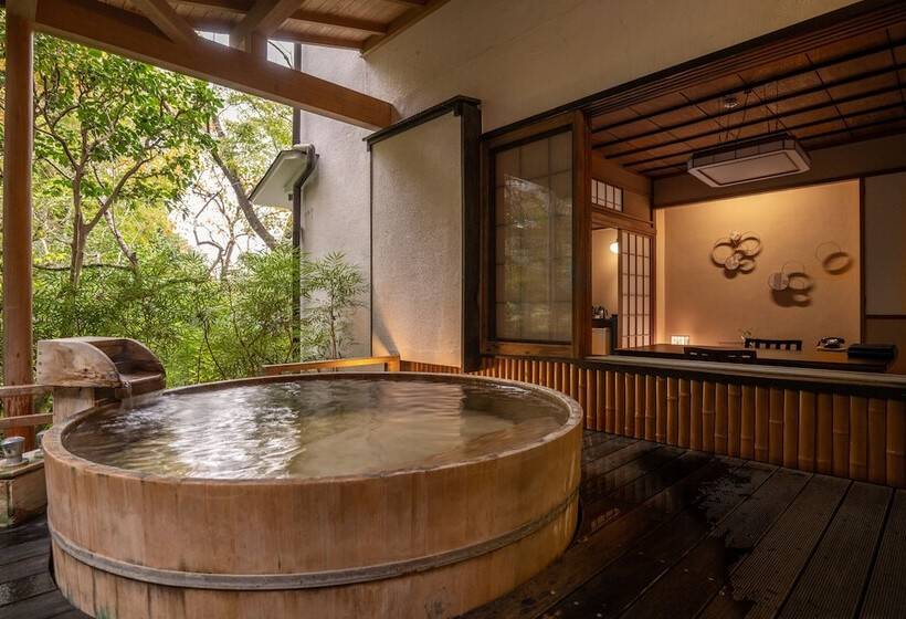 Четырехместный Номер Стандарт, Jinya Ryokan