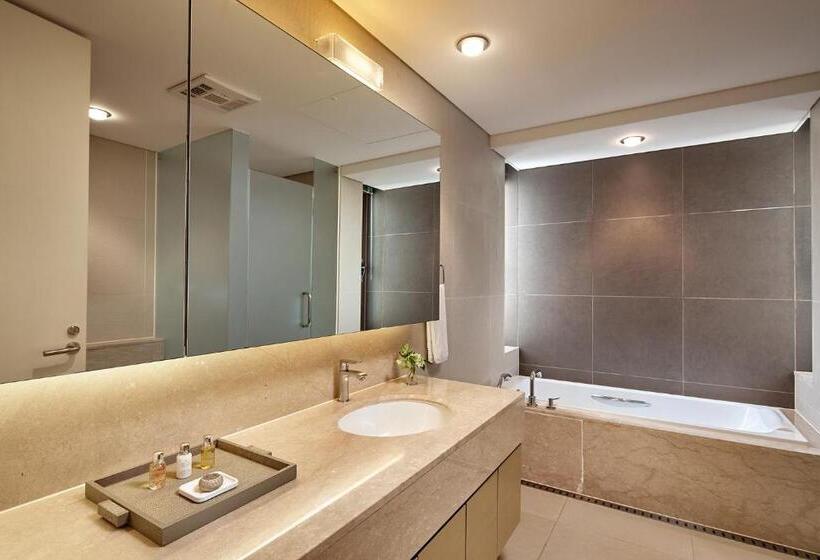 Апартаменты 3 Спальни, Lotte Resort Jeju Artvillas
