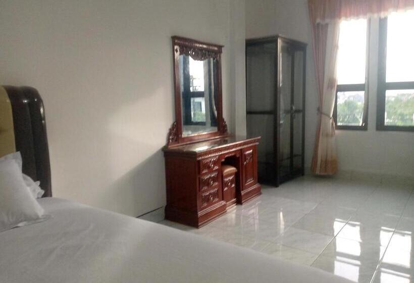 Номер Superior, Homestay Hilal Meulaboh Syariah Redpartner