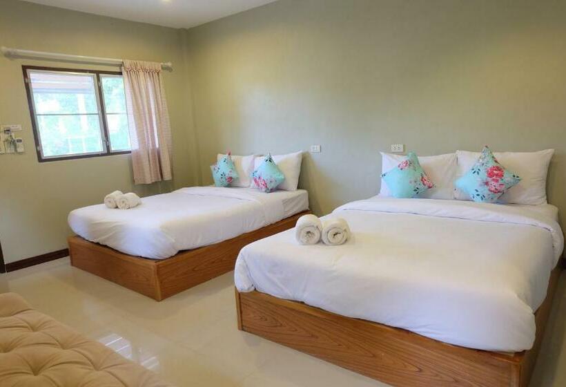 클래식 4인 룸, Baansuanchan Resort