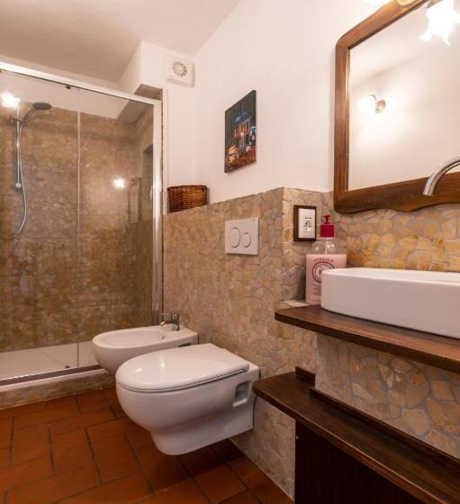 اتاق استاندارد, B&b Podere Calvanella