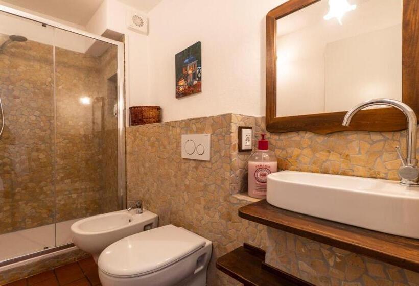 اتاق استاندارد, B&b Podere Calvanella