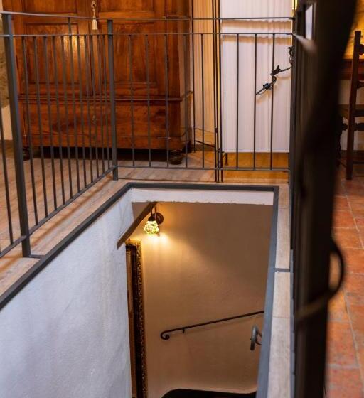 اتاق کلاسیک چهارنفره, B&b Podere Calvanella