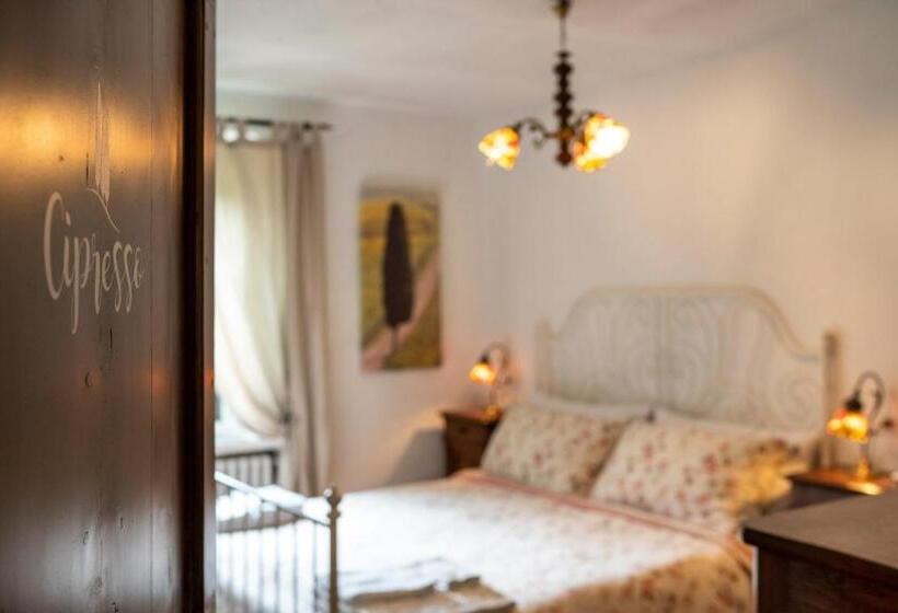 اتاق استاندارد, B&b Podere Calvanella