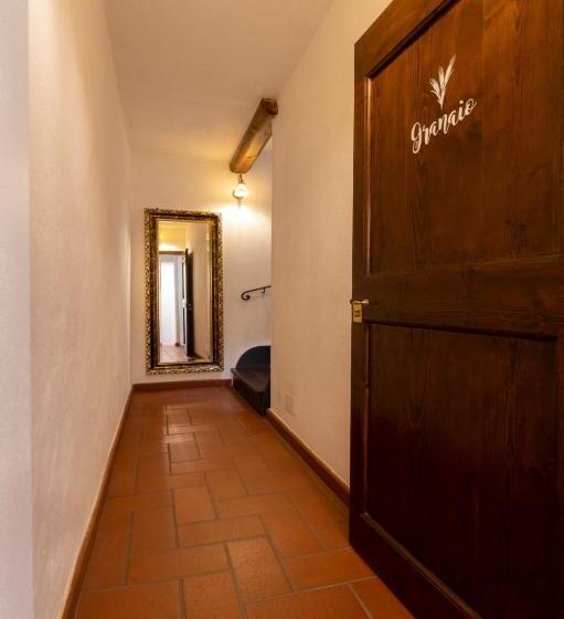 اتاق کلاسیک چهارنفره, B&b Podere Calvanella