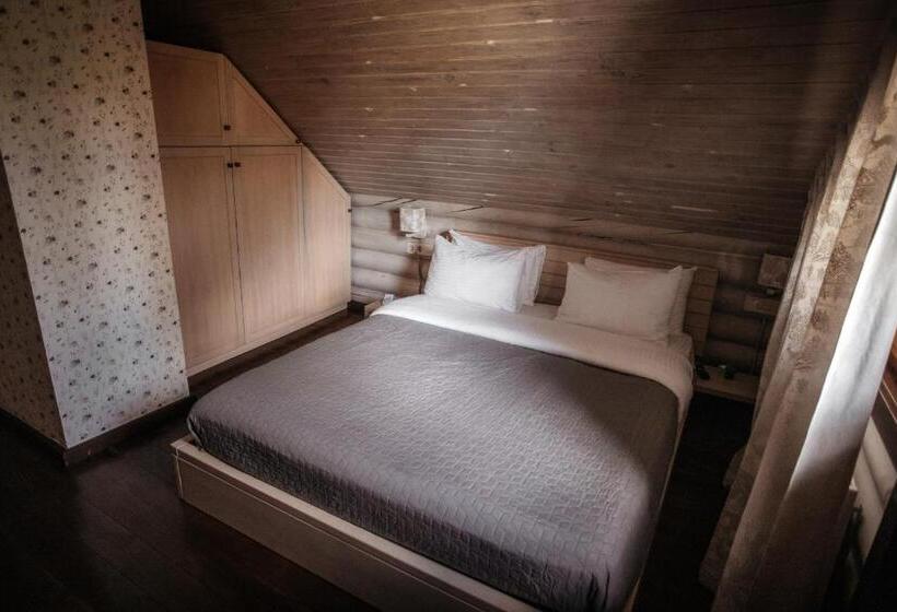 Family Suite, Zaliv