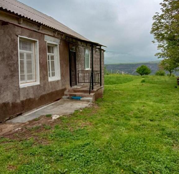 Четырехместный Номер Стандарт, Tsatʼer Guest House
