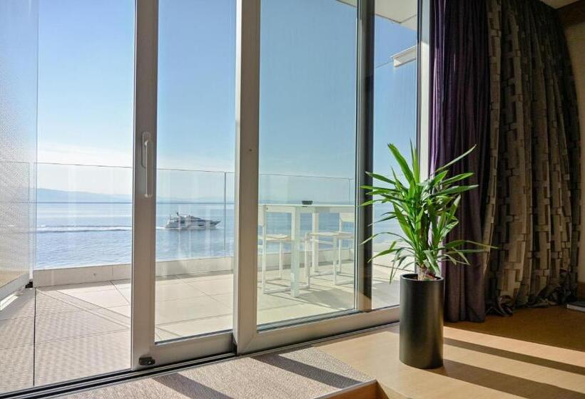 Люкс Deluxe Вид на Море, Bevanda Hotel & Restaurant   Unique Adriatic