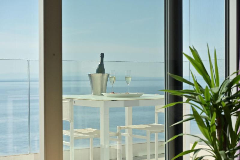 Люкс Deluxe Вид на Море, Bevanda Hotel & Restaurant   Unique Adriatic