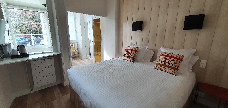 اتاق خانوادگی, Logis Hotel La Closerie