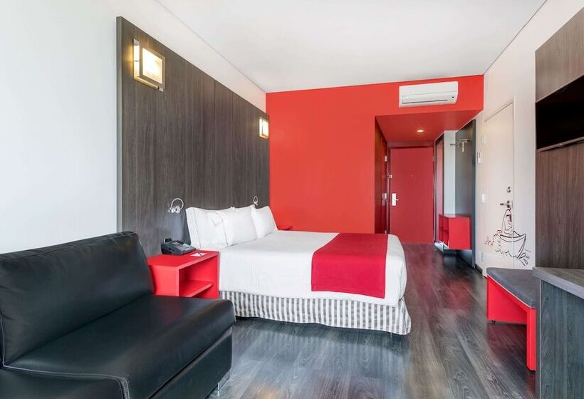 سوییت جونیور, Ramada Encore By Wyndham Queretaro