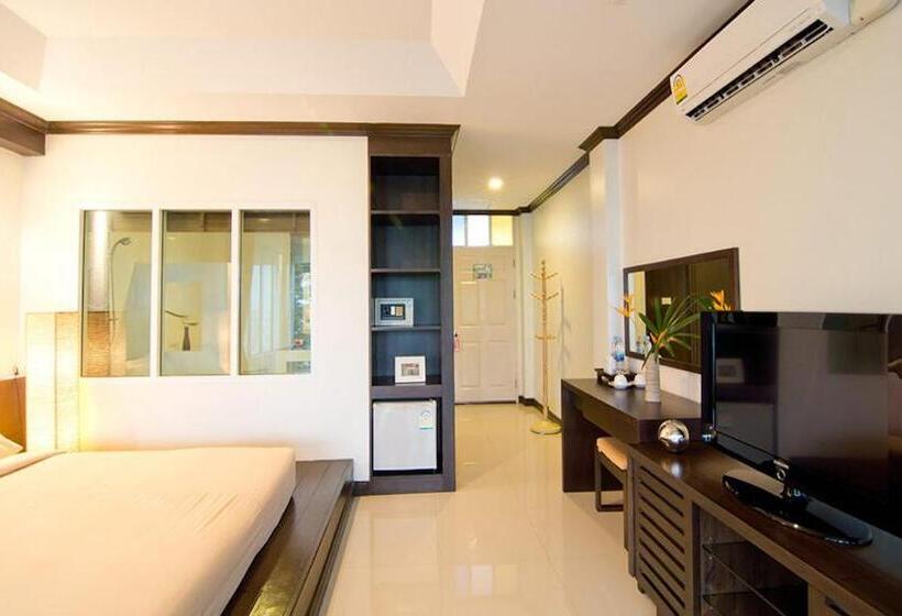 اتاق لوکس با چشم‌انداز دریا, Maka Thanee Resort