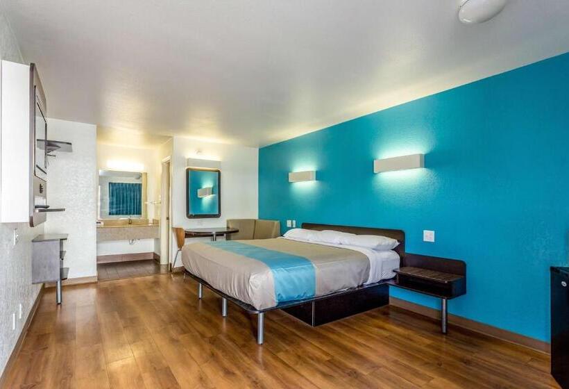 带大床的标准间, Motel 6bryan, Tx  College Station