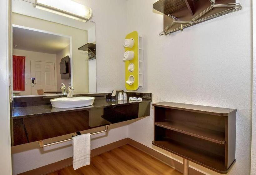 חדר סטנדרט, Motel 6 Riverside, Ca  South