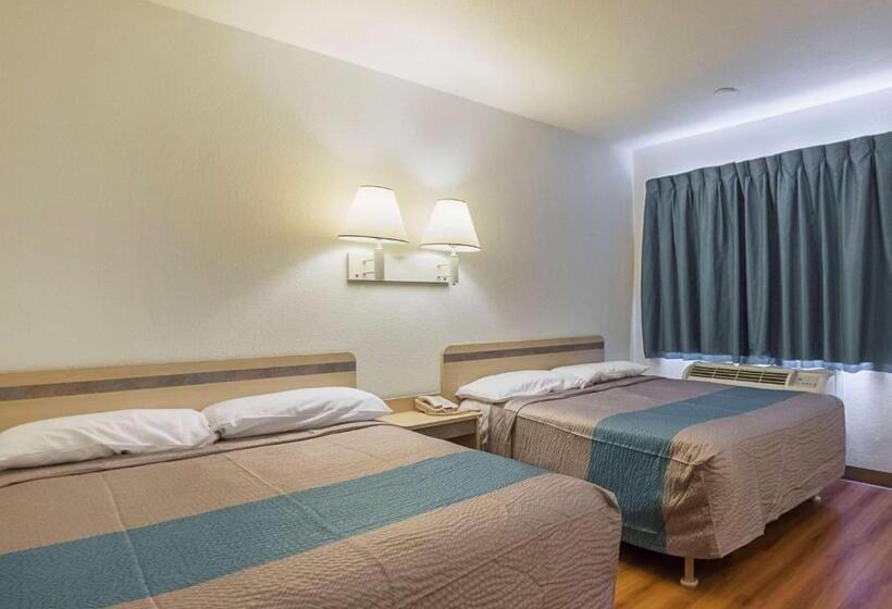 Четырехместный Номер Стандарт, Motel 6 Rochester, Mn