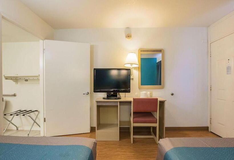 Четырехместный Номер Стандарт, Motel 6 Rochester, Mn
