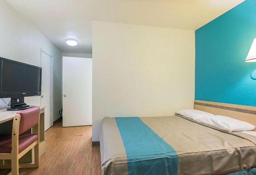 Номер Стандарт Адаптированный для Инвалидов, Motel 6 Rochester, Mn