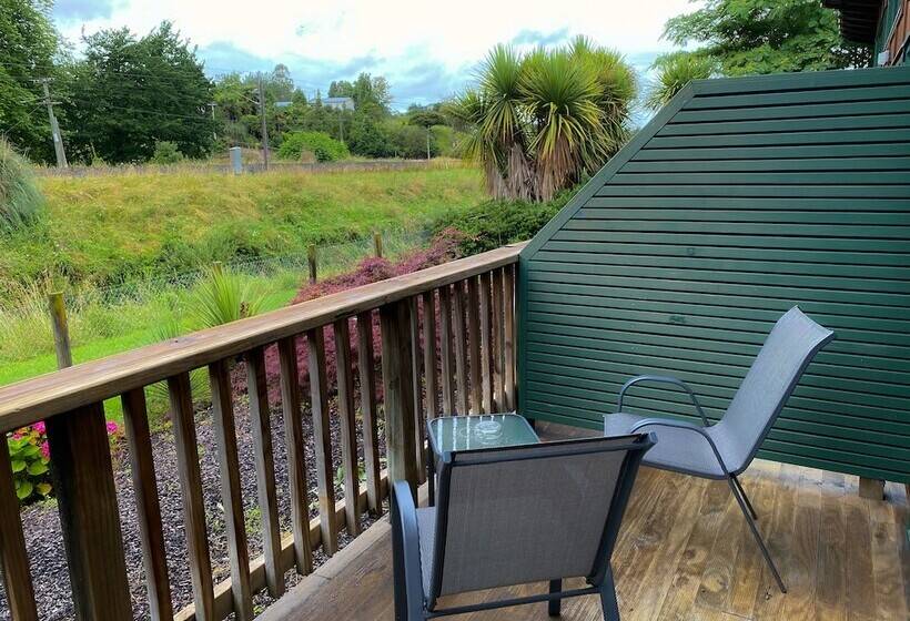 Студия Deluxe, Waitomo Lodge