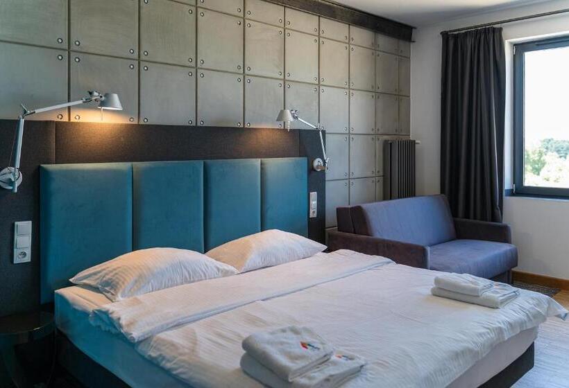 家庭间, Artis Loft