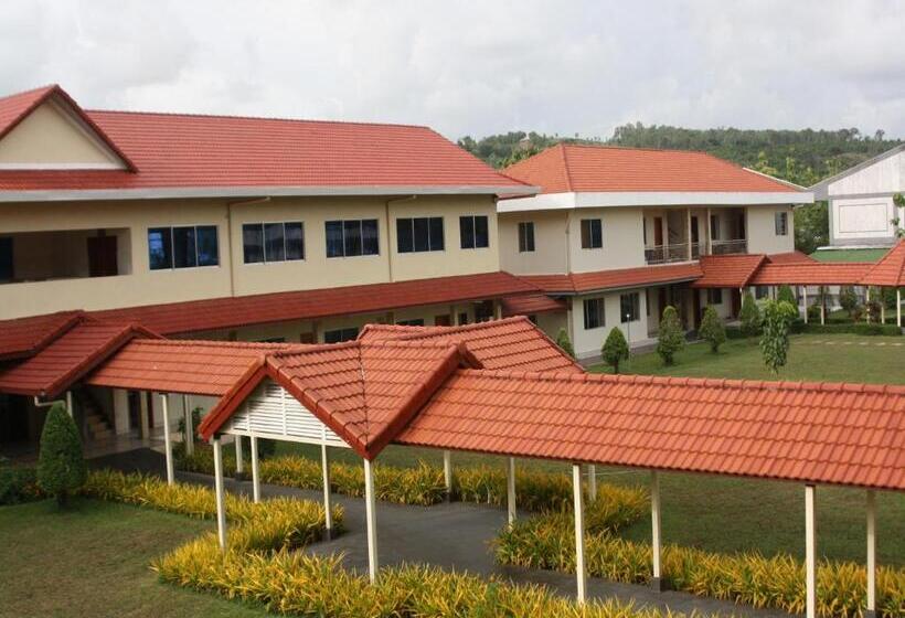 اتاق سوپریور با تخت بزرگ, Don Bosco Hotel School