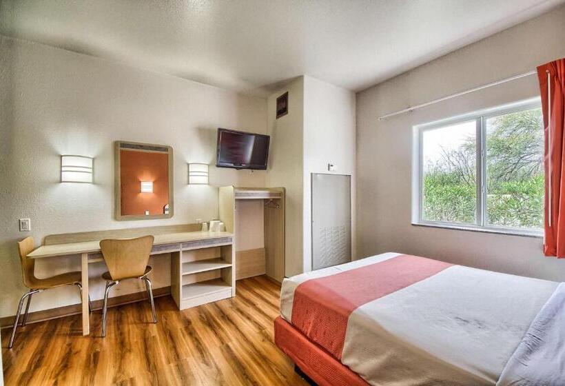 Номер Deluxe, Motel 6mission, Tx