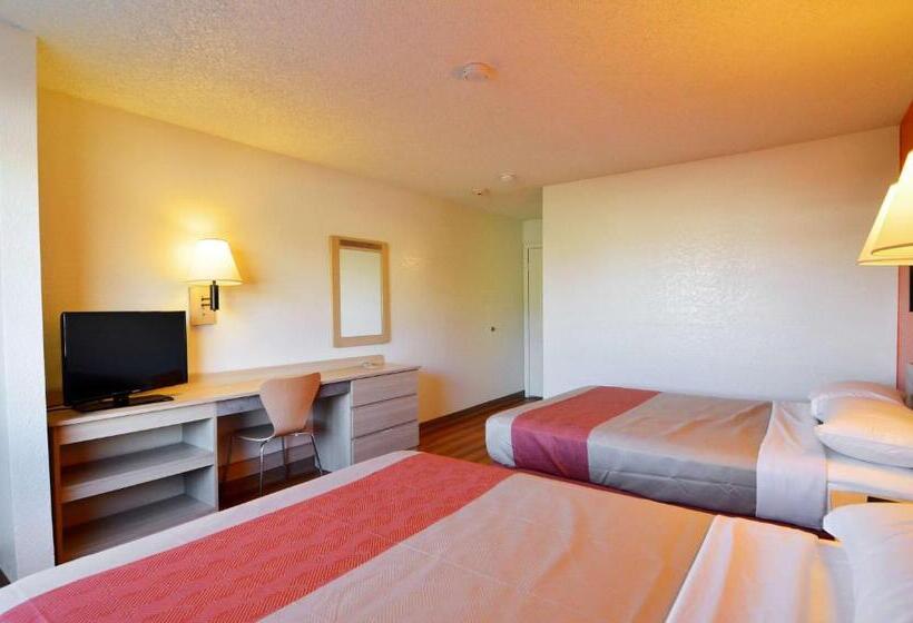 Quarto Quádruplo Deluxe, Motel 6 North Palm Springs, Ca   North