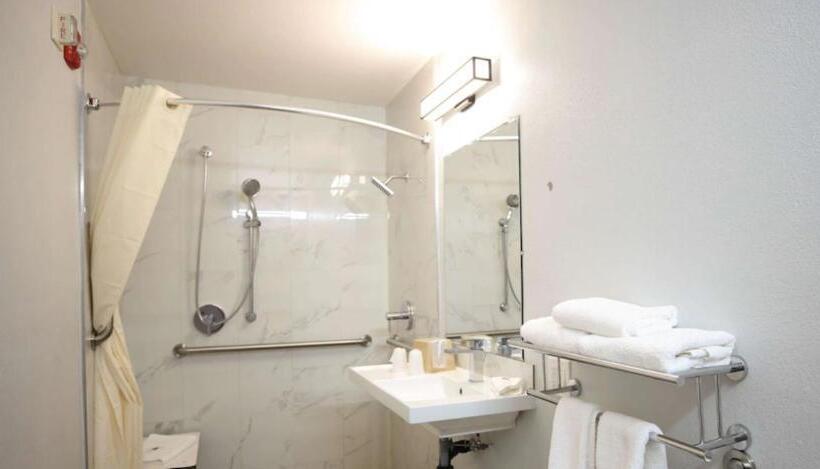 Номер Стандарт Адаптированный для Инвалидов, Motel 6sacramento, Ca  Central